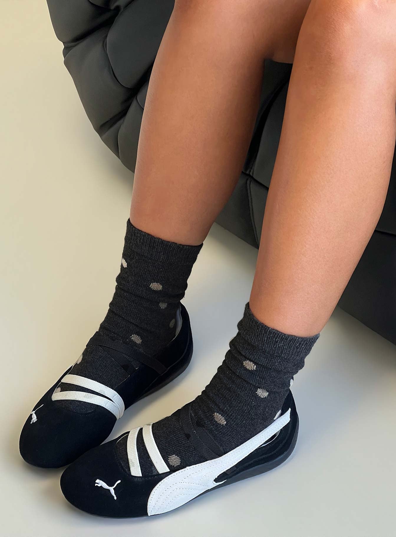 Safire Socks Grey / Beige Polka Dot