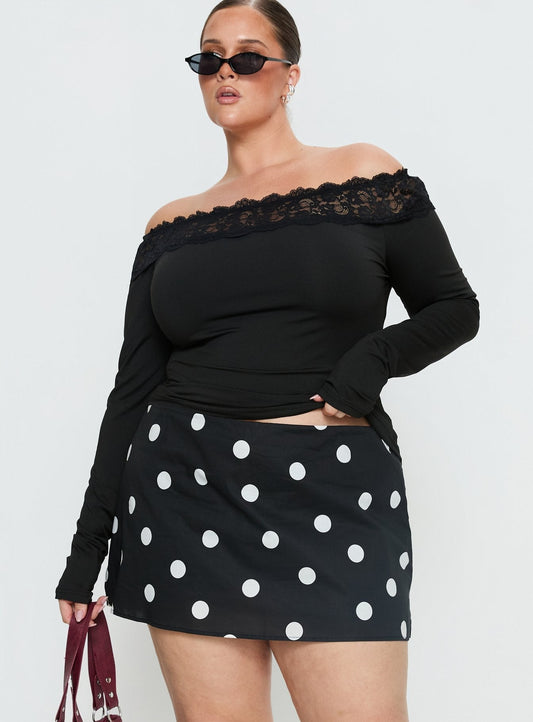 Special Treat Skort Black / White Polka Dot Curve
