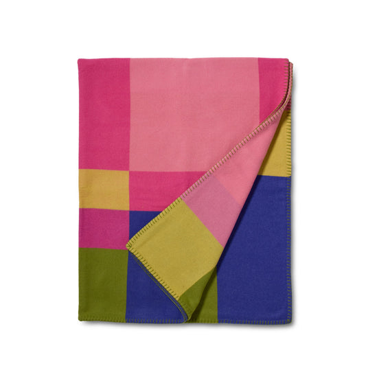 Bottoni Blanket in Spinel Pink