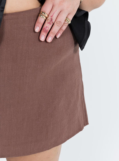 Selby Mini Skirt Brown Curve