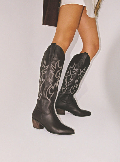 Billini Urson Boots Chocolate / White